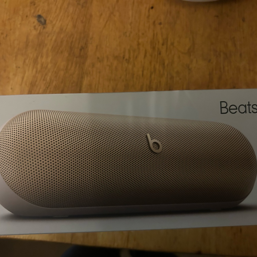 Beats Pill+ Portable Speaker in Gold